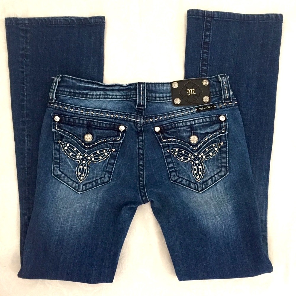 Miss Me Jeans Crystal Trinity Boot Cut jeans